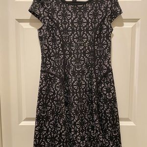 ALFANI women dress…Color: Black & White…Size 10P